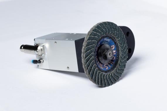 Compact Line Modul mit Sägeblatt