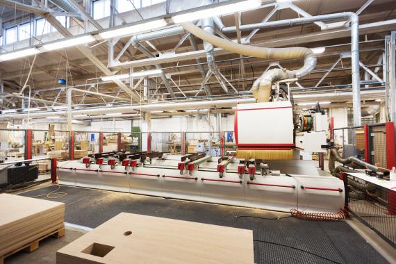 Produktionshalle für Holzbearbeitung